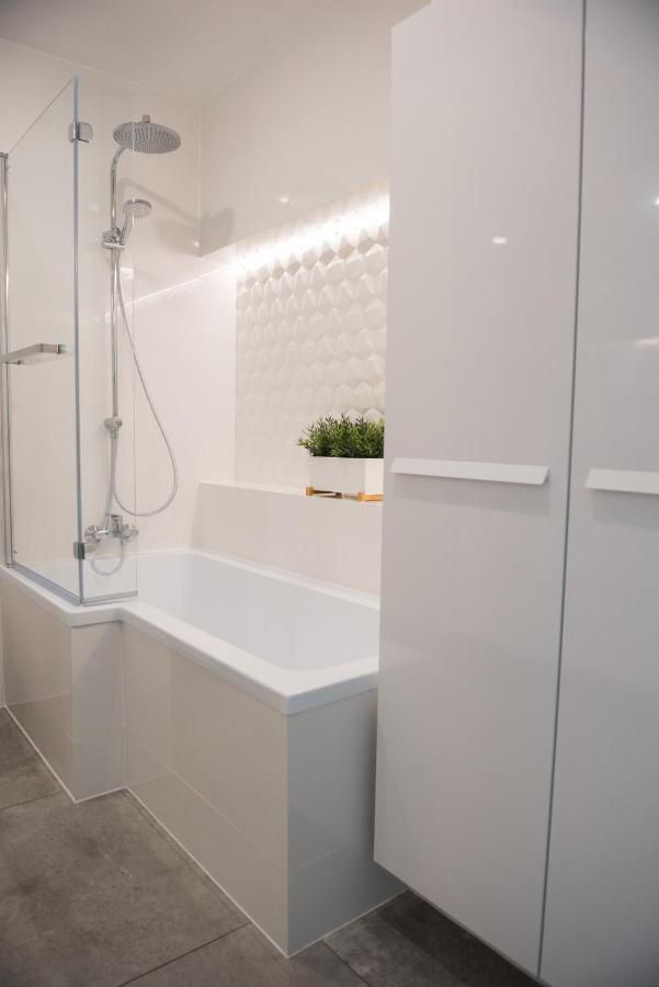 Apartament Bulgarska 60M2-3 Pokoje-Piekny Widok-13 Pietro 24H Check In พอซนาน ภายนอก รูปภาพ